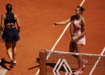 Aryna Sabalenka denounces war in Ukraine after Marta Kostyuk’s handshake snub