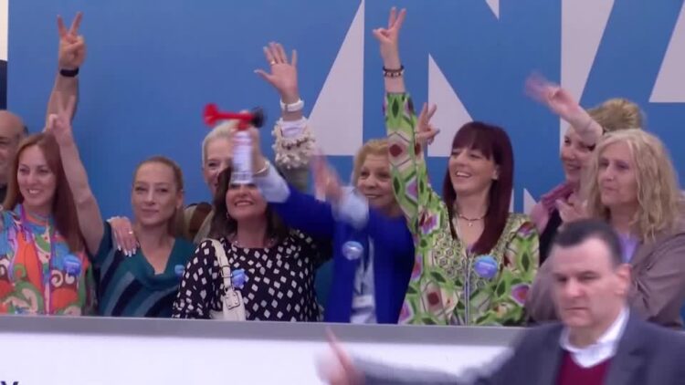 Greece’s ruling Conservatives win parliamentary vote