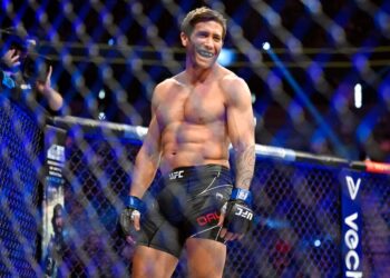 Ditch the treadmill. Jake Gyllenhaal’s trainer says a vertical climber will take your fitness to the next level.