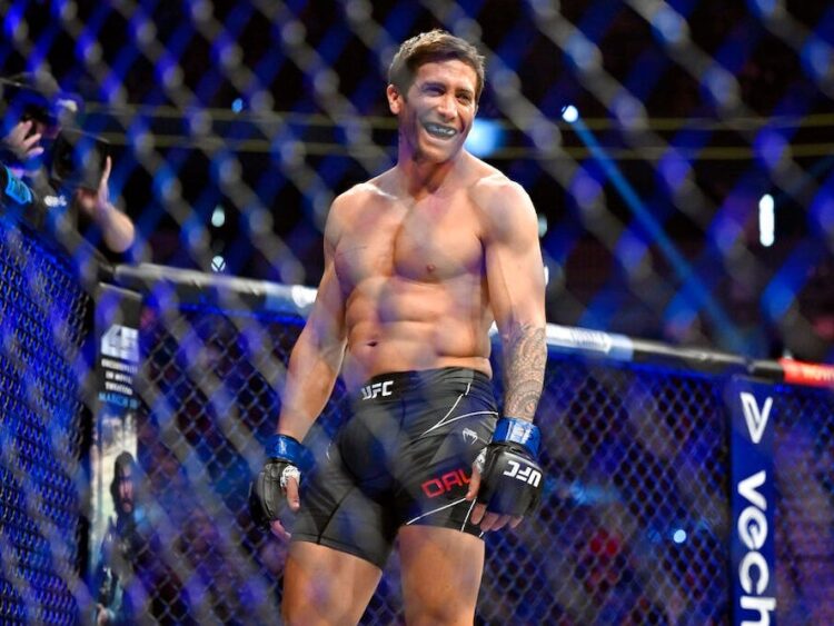 Ditch the treadmill. Jake Gyllenhaal’s trainer says a vertical climber will take your fitness to the next level.