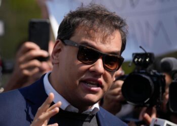 A judge reportedly held a secret hearing with the 3 anonymous people sponsoring George Santos’s 0,000 bail