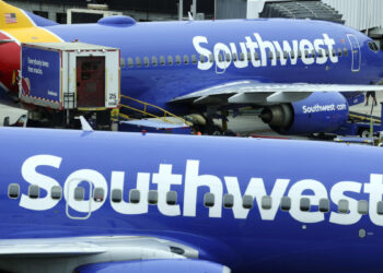 Southwest pilots vote to authorize strike ahead of summer travel season