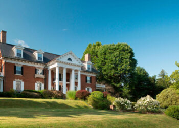 These Are the Most Expensive Neighborhoods in the U.S., According to Zillow Data