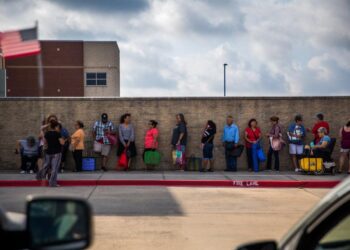 Many Texans must work for food stamps. But no work required for ,000 payout.