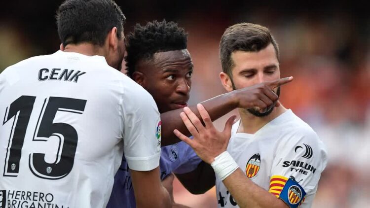 Seven detained after racist abuse toward Vinicius Jr