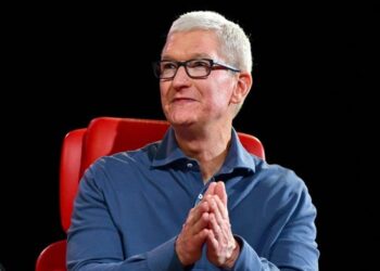 People Put Nearly  Billion Into Apple Savings Accounts in First 4 Days