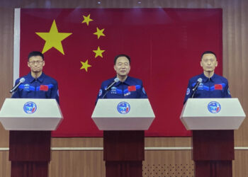 China plans to land astronauts on moon before 2030, another step in what looks like a new space race