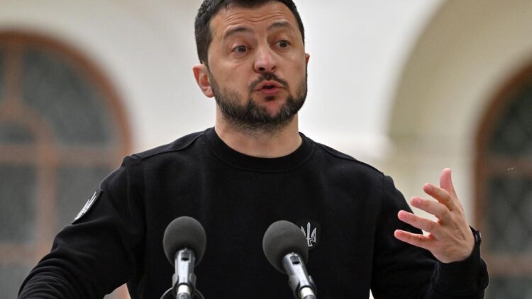 Zelenskyy arrives in Germany as Ukraine prepares counter-offensive