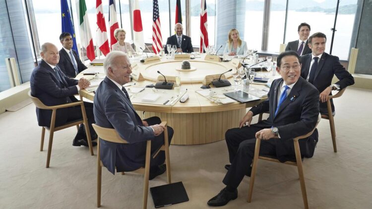 Zelensky to join G7 at Hiroshima summit as leaders prepare to unveil new Russia sanctions