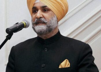 A total of 163 Indian companies invested bn in U.S.; created 4,25,000 jobs: CII survey