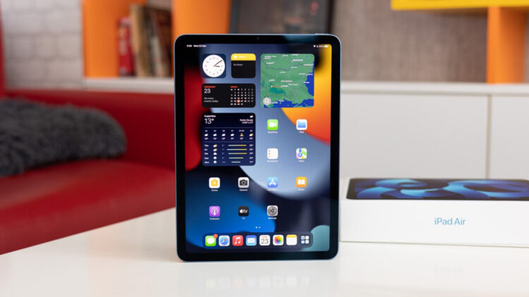 Portable workhorse M1 iPad Air is an absolute catch right now