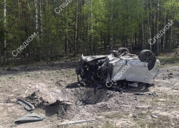 Russian nationalist writer wounded in car bomb