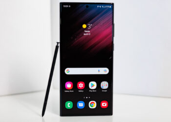 Samsung hacks a hefty amount off the vastly capable Galaxy S22 Ultra