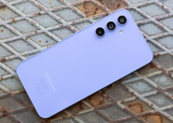 Samsung’s unlocked Galaxy A54 5G mid-ranger is on sale at a new record high discount