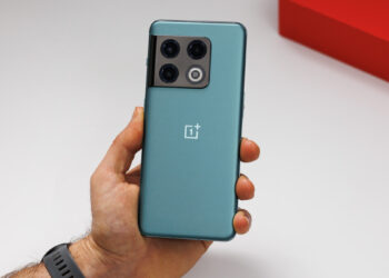 The blazing fast OnePlus 10 Pro is on sale at its highest discounts to date