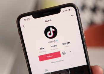 TikTok creators will soon dip their toes into a $6 million fund, awarding AR effects