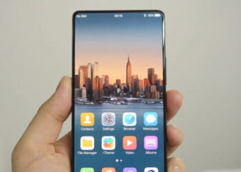 Vote now: Do you consider bezels around the screen when buying a smartphone?