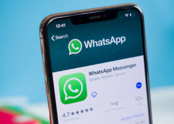 WhatsApp Android bug has been found to give the app continuous access to the microphone