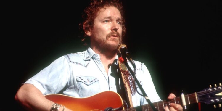 Gordon Lightfoot’s Death Leaves Fans, Celebs And Critics Wrecked On Twitter