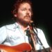 Gordon Lightfoot’s Death Leaves Fans, Celebs And Critics Wrecked On Twitter