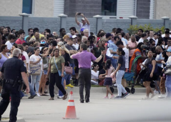 Investigators examine ideology of Texas mall gunman