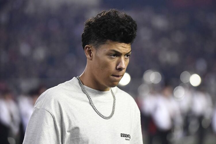 Jackson Mahomes arrested, booked into Johnson County jail on sexual battery warrant