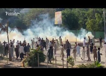 Khan Supporters Protest Across Pakistan After Arrest of Former PM