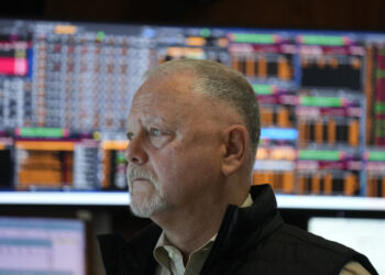 Stock futures slide with all eyes on debt-ceiling vote: Stock market news today