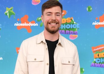 ‘I was just helping some people’