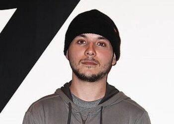 Why some people are spreading false rumours about the Texas gunman