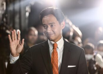 Meet Pita Limjaroenrat, the 42-year-old Harvard grad who was once married to a TV actress — and now vows to become Thailand’s next prime minister