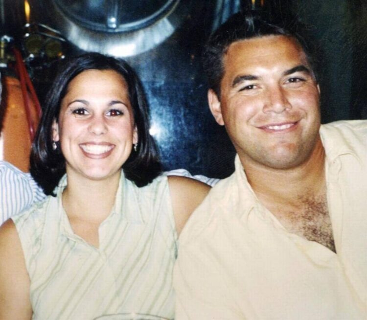 New evidence supports theory that burglars killed Laci, Scott Peterson claims in petition