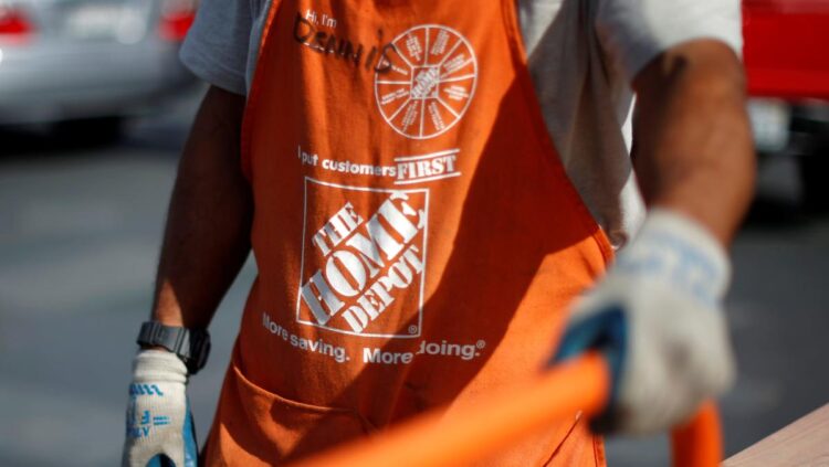 Home Depot warns on sales figures amid revenue miss