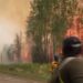 Firefighters battle giant blaze in Alberta