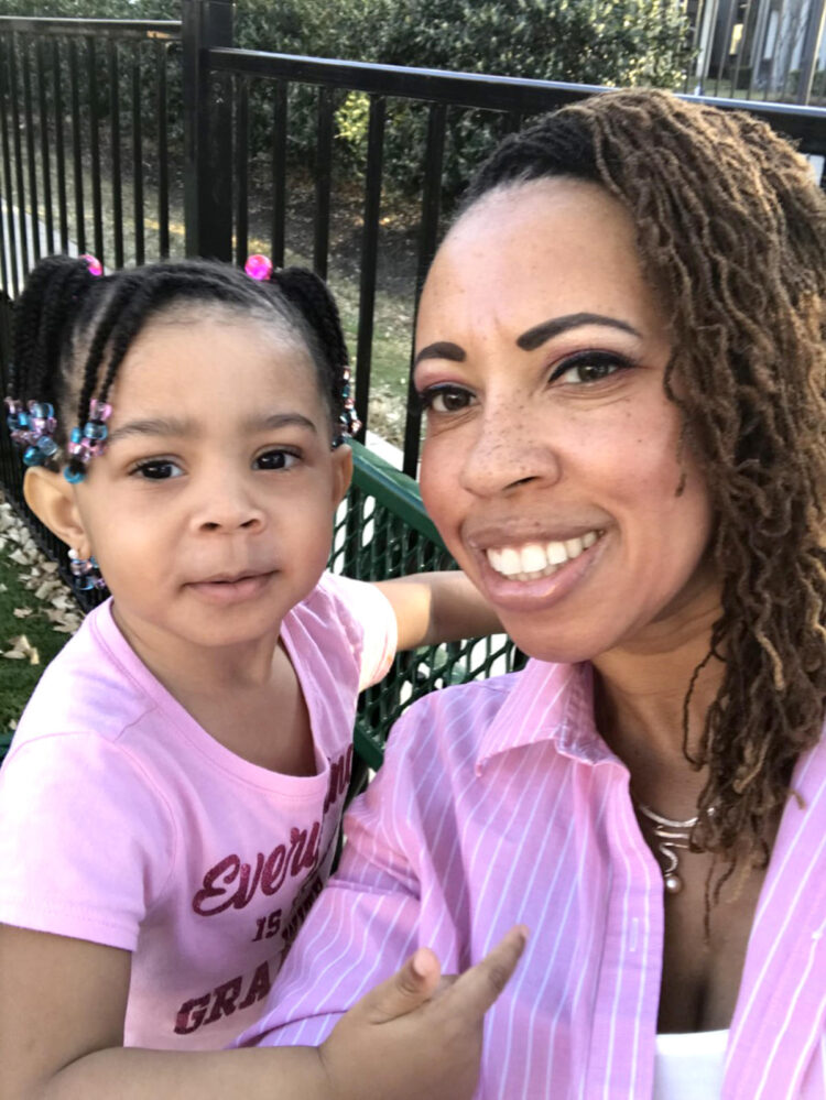 Nurse diagnosed with melanoma shares 1 symptom that uncovered skin cancer