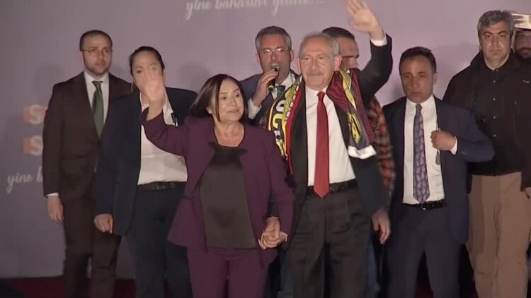 Erdogan’s opponent Kilicdaroglu holds final rally