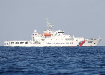 Cluster of Chinese vessels spotted near Russian rig off Vietnam Cluster of Chinese vessels spotted near Russian rig off Vietnam