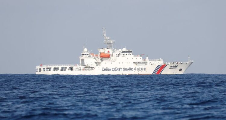Cluster of Chinese vessels spotted near Russian rig off Vietnam