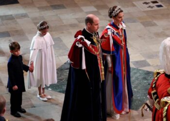 Princess Charlotte is Kate’s ‘mini-me’ in matching outfit