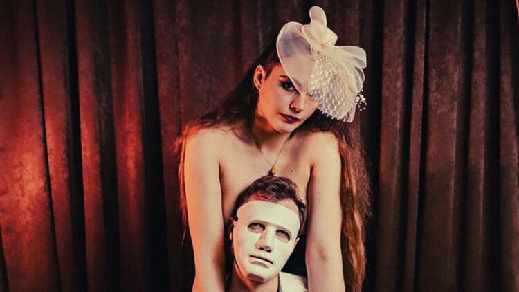 Ukrainians Under Siege Are Turning to OnlyFans