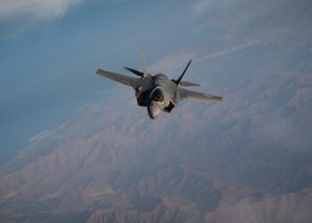 Flying the F-35 stealth fighter can leave pilots looking ‘like they are 100 years old,’ says test pilot