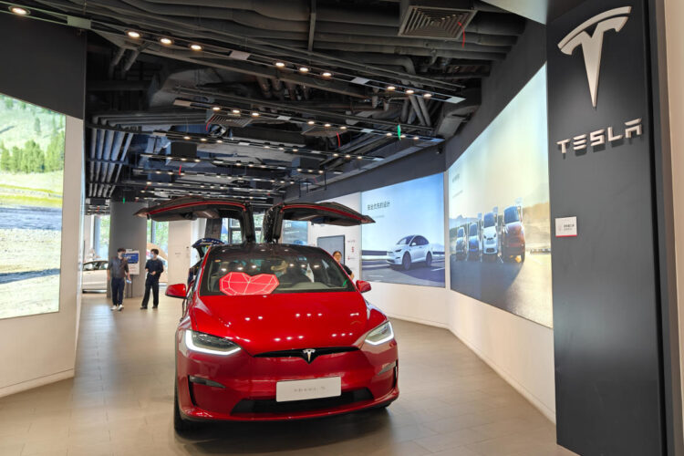 Even the cheapest Tesla Model 3 now qualifies for the full $7,500 tax credit