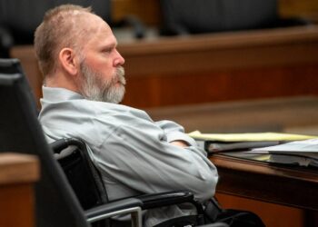 After shooting a waitress, Biloxi man asks Waffle House guests what they have to say, authorities say