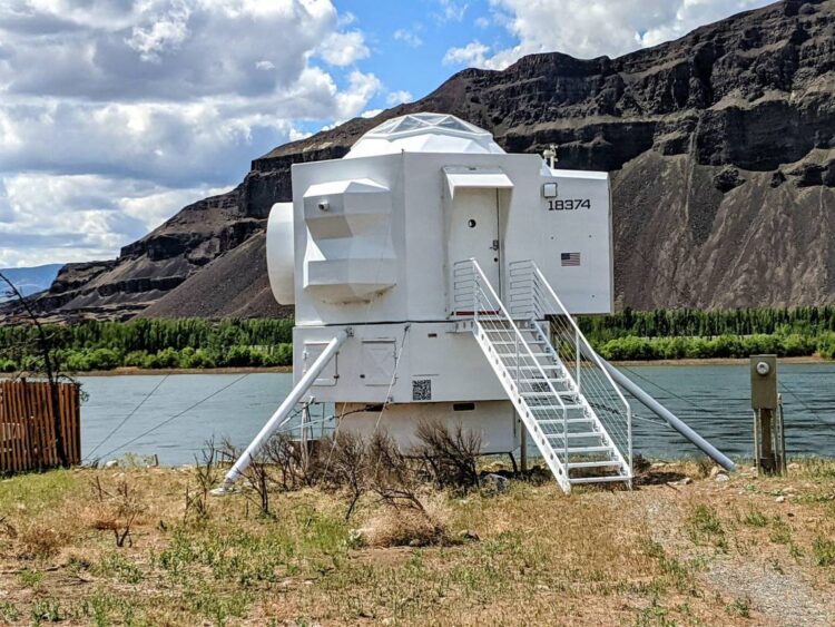 This tiny WA house along the Columbia River is out of this world. Take a look inside