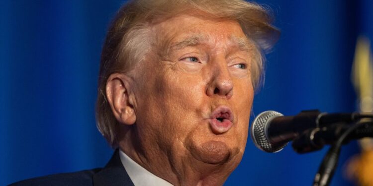 Trump’s New 2-Word Description Of Himself Leaves Critics Flummoxed