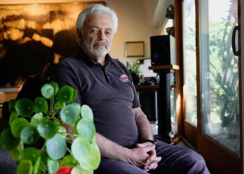 ‘Banging’ and ‘underwater noises’ detected in search area