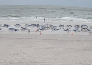 Did a tsunami hit Florida? Sort of. Here’s what experts are saying about the phenomena.