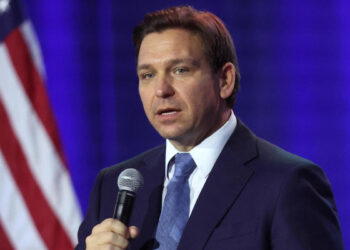 Florida to allow building roads with radioactive waste