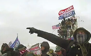 Jan. 6 defendant, representing himself, questions son who turned him into the FBI