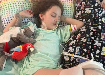 6-Year-Old Girl Hospitalized After Strap She Was Playing with While Riding in Truck ‘Severed Her Feet’